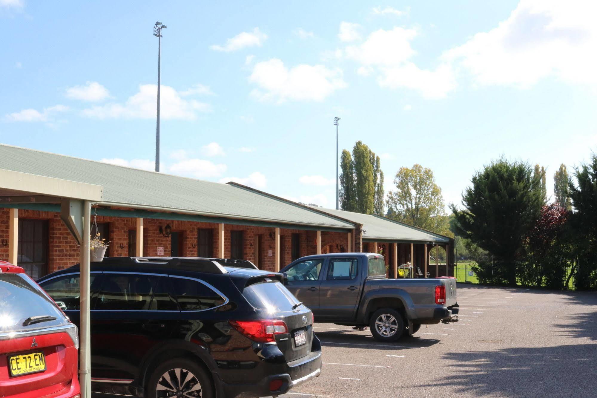 Sandstock Motor Inn Armidale Exteriér fotografie